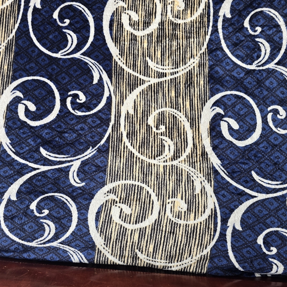 Lightweight Warm Flannel Throw,Soft Plush Fleece Blanket Queen size(all seasons)